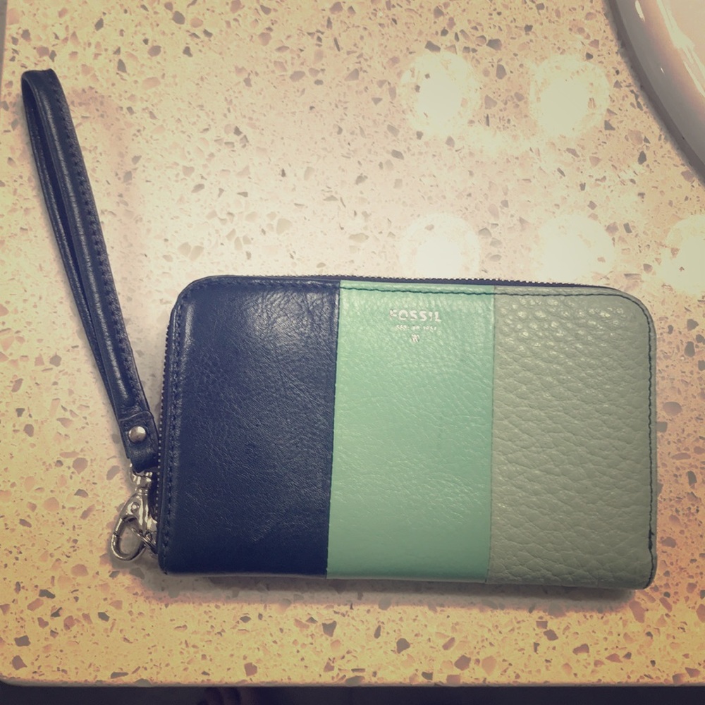 Tri colored fossil wallet